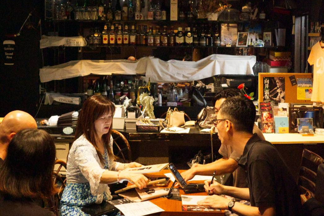 【かなやまじんくらぶ】まちの人にお話しを聞く④JAZZ CLUB Mr.Kenny’s オーナー・倉谷さん